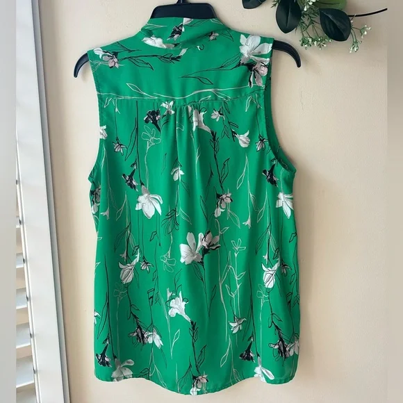 Rachel Zoe Green Floral Sleeveless Blouse - Picture 6 of 6